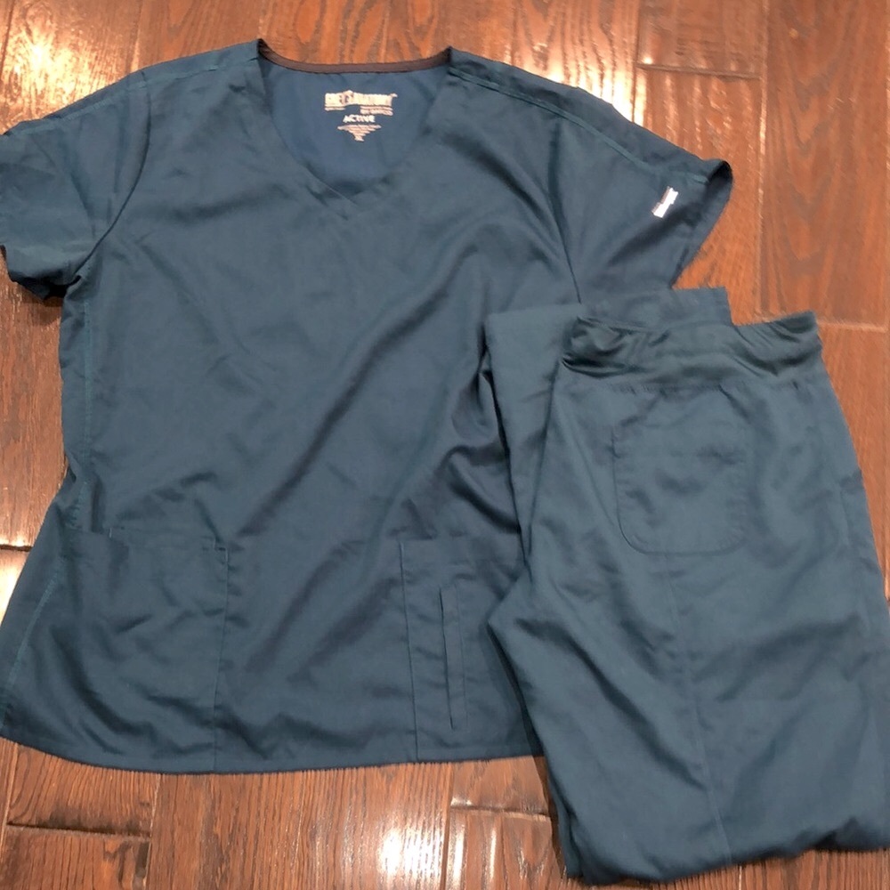 Greys anatomy teal scrubs set size XLarge
